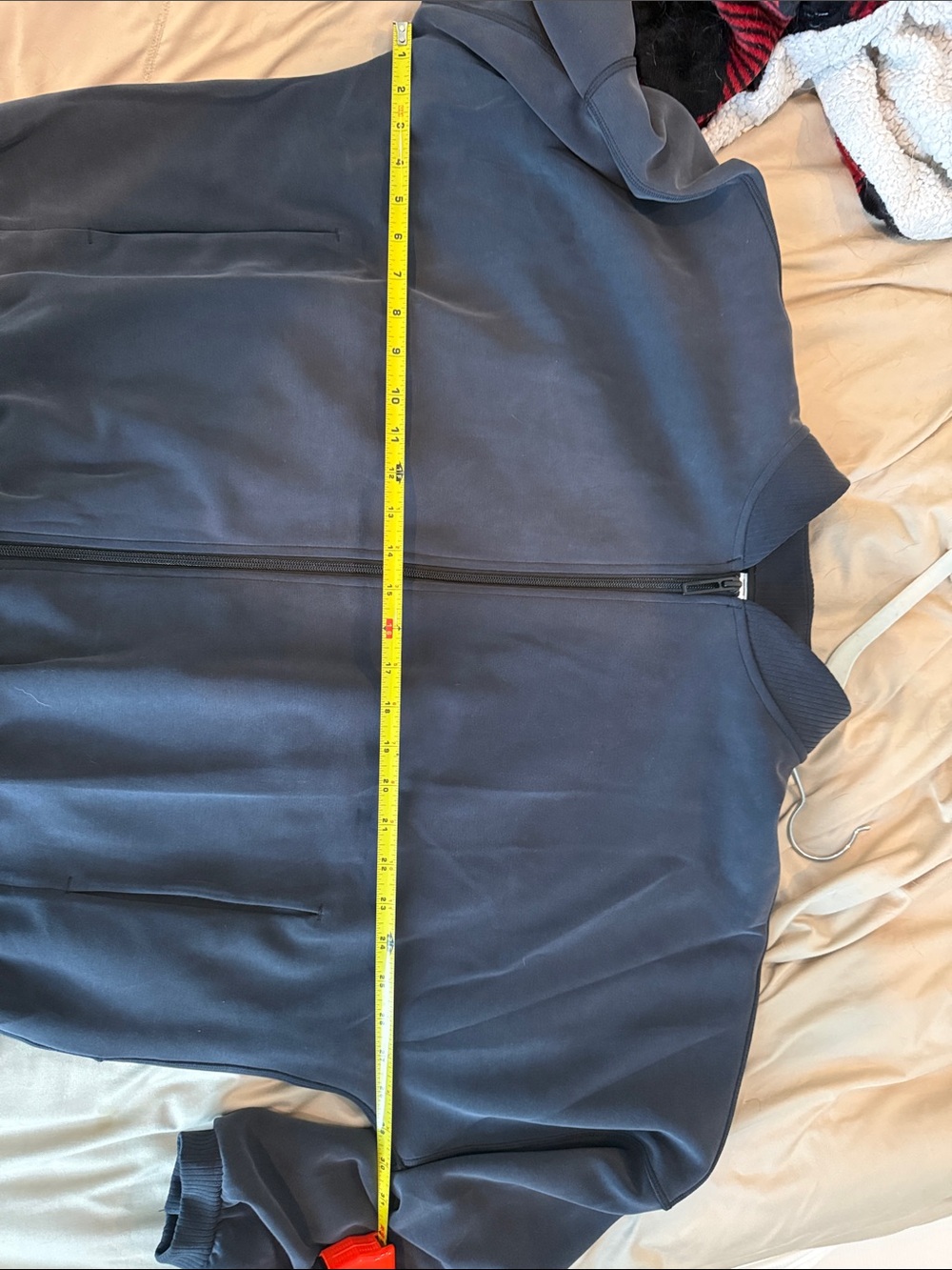 lululemon athletica Softstreme Oversized Bomber Jacket - Picture 6 of 6
